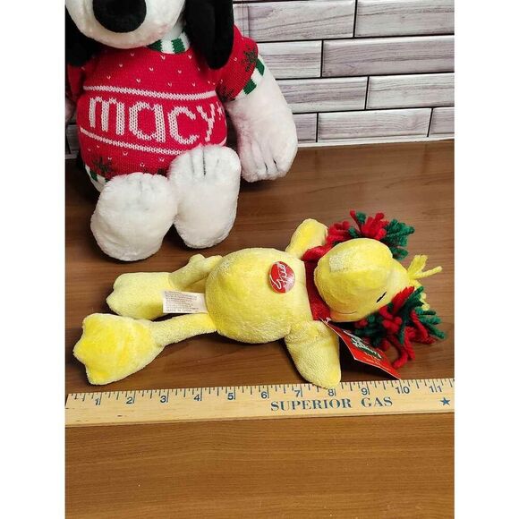 Macy's Christmas Holiday Peanuts Snoopy and  DanDee Plush #A63 - Picture 10 of 10